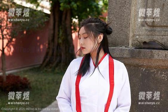 MiiTao蜜桃社-温心怡 MiiTao蜜桃社 - 打卡!温心怡又更新了她的运动写真:跑步之后不只晒皮肤,还晒出我的“奔波指数”!