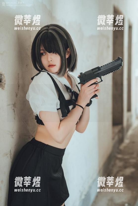 Natsuko夏夏子 没看过Natsuko夏夏子的“崩坏:星穹铁道阮梅”,你还敢说自己懂审美?快来下载套图吧!