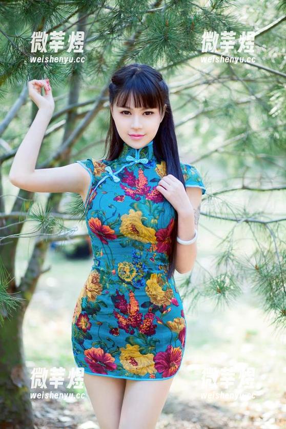 TuiGirl推女郎 - 赵纹清的体操服最新作品，透露出那么一丝不经意的自在，怎么看都好！