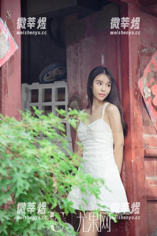 UGirls尤果网-张雪馨 UGirls尤果网 - 江湖传说张雪馨——空姐私房图集到底有什么魔力?