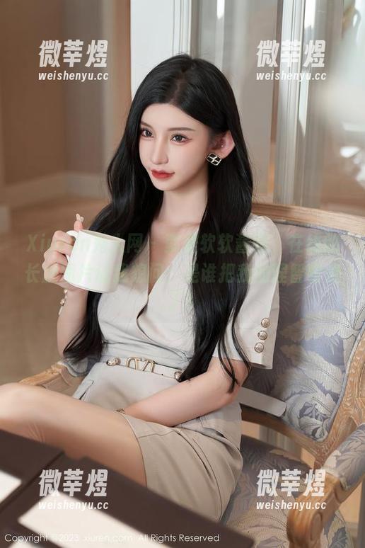 Xiuren秀人网 - 就是软软酱啊，在线的长腿图片让我想问：是谁把我的理智窃走了？