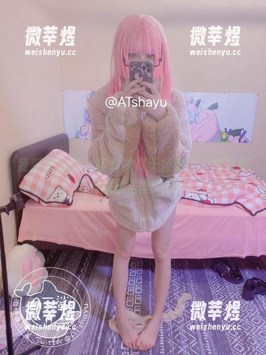 at鲨鱼 我感觉我被at鲨鱼的夏天征服了,打算把所有原图当壁纸用!