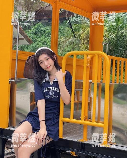 roroki骷髅姬 把roroki骷髅姬短裤图册翻一翻,感叹一下,真想问她都去哪儿搜罗的这些奇艳。