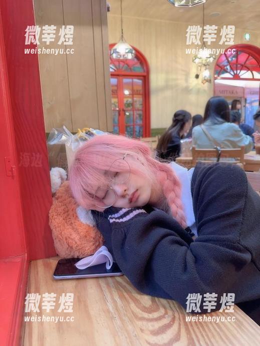 海边“偶遇”Wendy，一份私拍图包，点亮你的休闲时光！