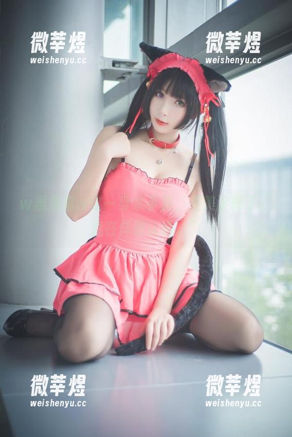 w黑米粥w w黑米粥w这一身水手服,完美诠释了“我在佯装认真。”