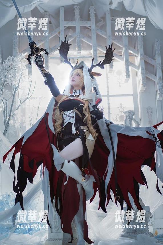 一千只猫薄禾 不可思议的定制花嫁姿态——一千只猫薄禾的作品亮相