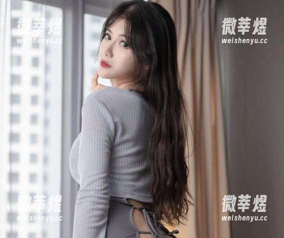 一米八的大梨子 夏平玲的花海——一米八的大梨子的原图在这,想要下载也得找对方式。