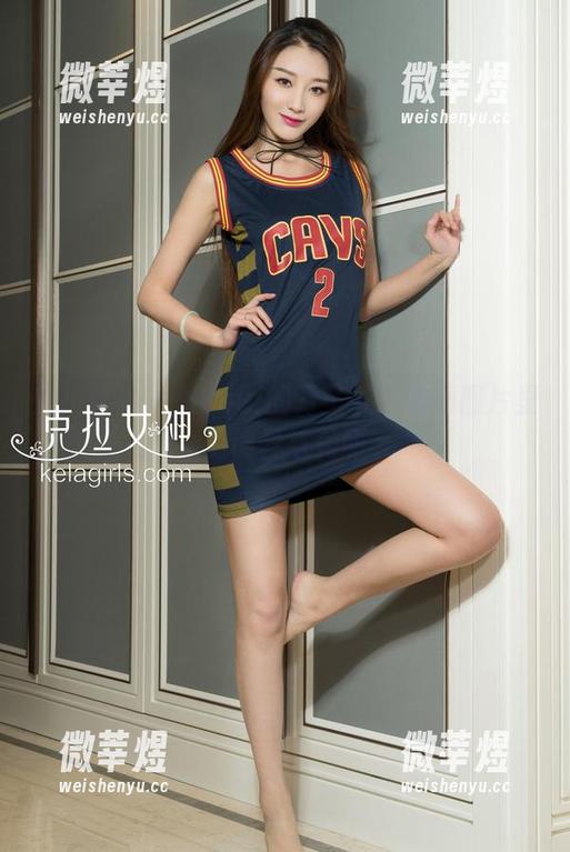 克拉女神 - 看Yovi的万圣节：最新图片里的诡异与美丽