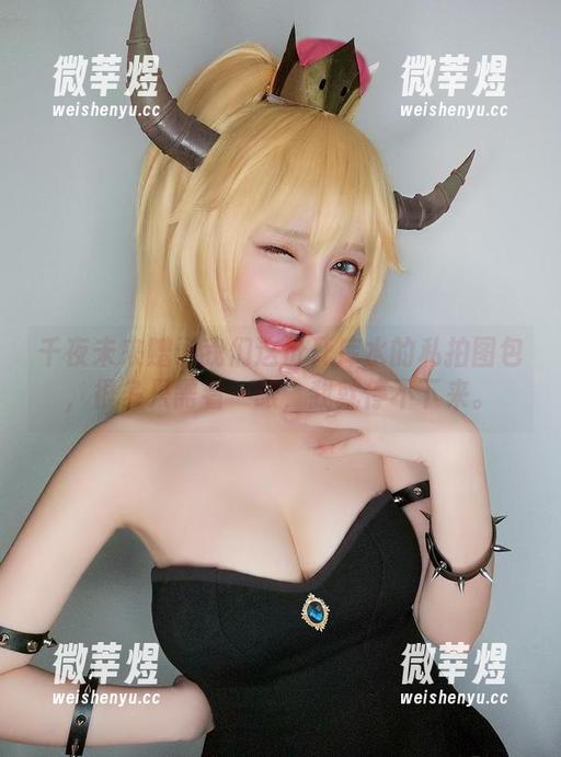 千夜未来 千夜未来赠予我们这份死库水的私拍图包,很多只需看一眼,我就停不下来。