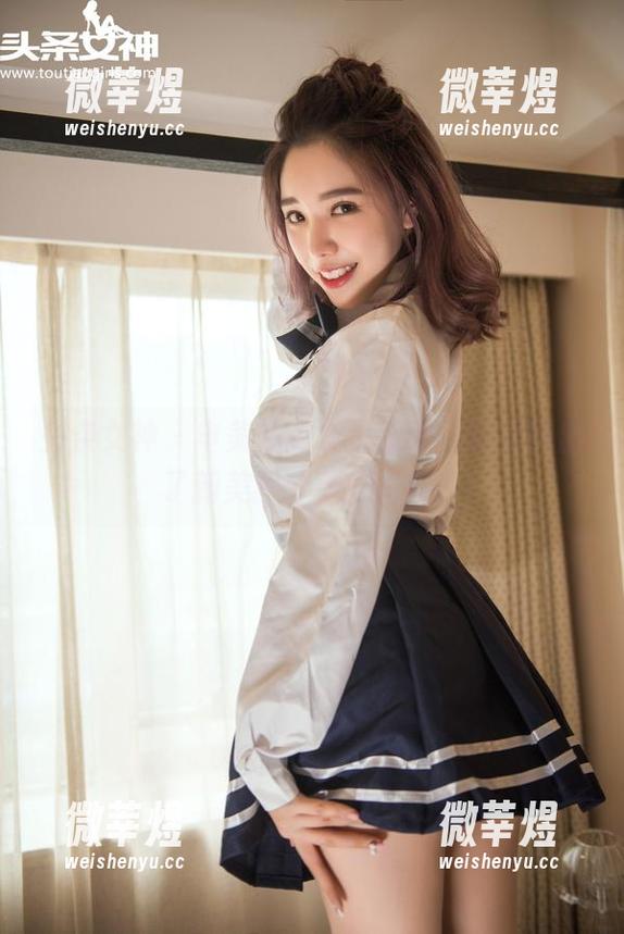 头条女神-申美嫣 头条女神 - 申美嫣的灰丝表现,竟然刷出了新美图分享的高度?