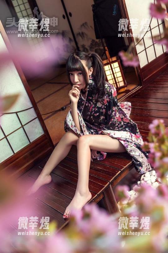 头条女神-语溪 头条女神 - “语溪白色”,我在图库里发觉了白色的神奇力量,高清画质犹如神仙下凡,一秒显白!