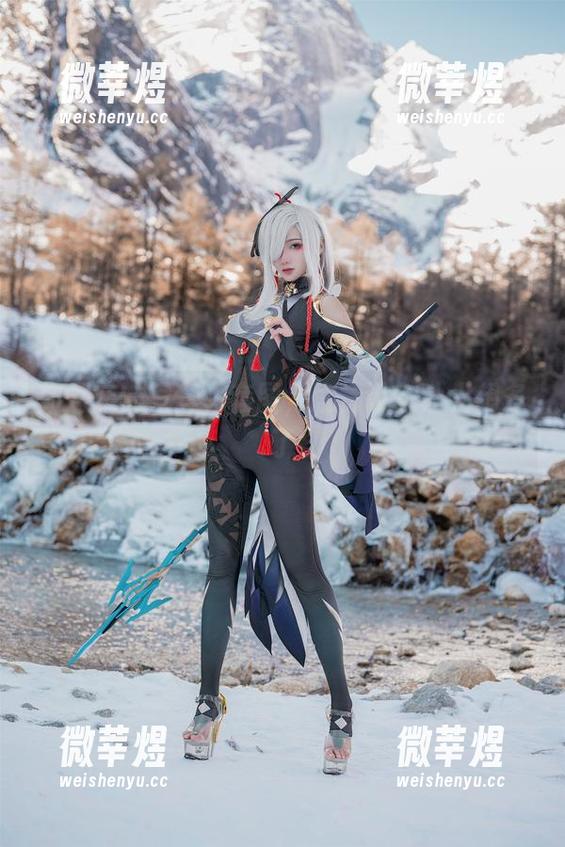 如月灰 如月灰的写真,套图,剧情设定让人想多了