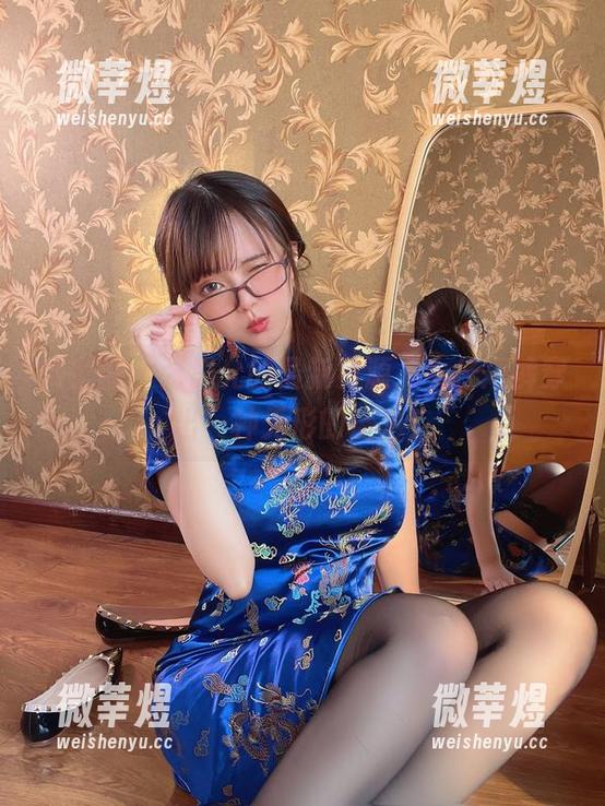 微密圈 - 张思允的最新资源，牛仔短裤穿出一种无形的魔力？
