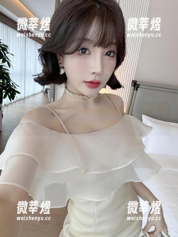 微密圈 - 徐莉芝Booty的双马尾，完全是图片中的小精灵！