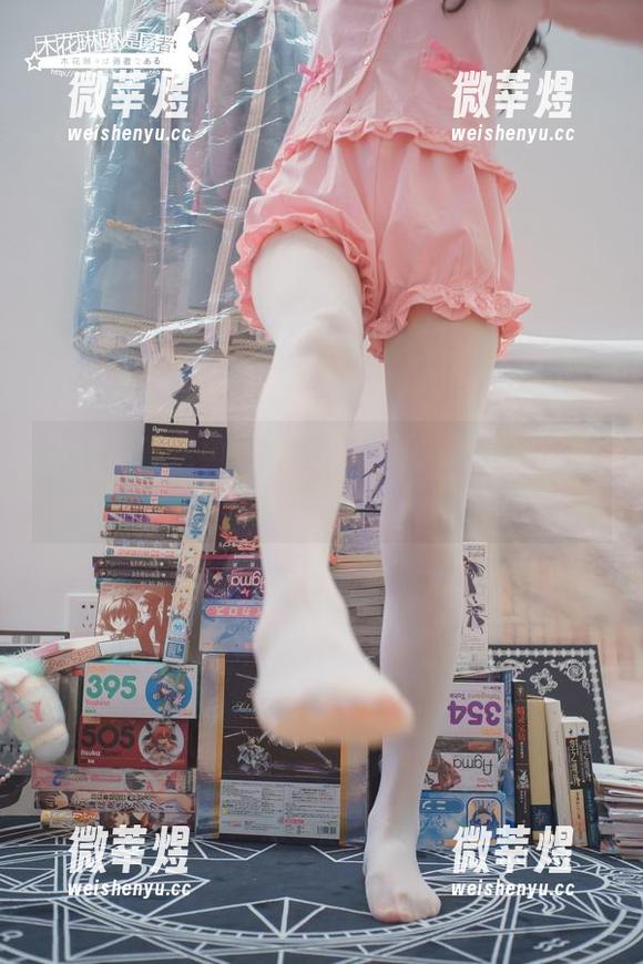 木花琳琳是勇者 木花琳琳是勇者的少女写真,简单却又耐人寻味