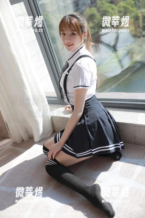 模范学院-茜茜Kimi 模范学院 - 茜茜Kimi校服原图,其实还是想玩点角色扮演?我懂的!