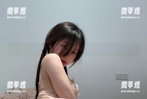 火龙果羊 微密圈 - 火龙果羊的新作:小野猫的懒洋洋午后写真