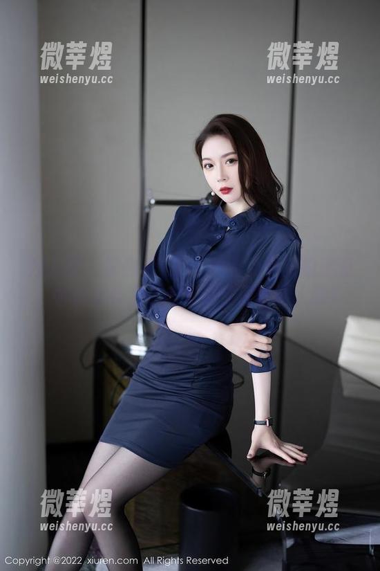 秀人网-李雅柔182CM 秀人网 - 李雅柔182CM的免费旅拍资源,听说适合为了美景牺牲理智的人哦!