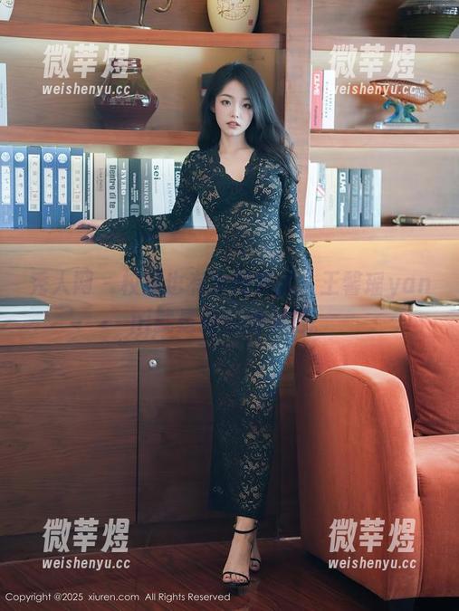 秀人网 - 校服也有定制模式，王馨瑶yanni就是最好的示范。