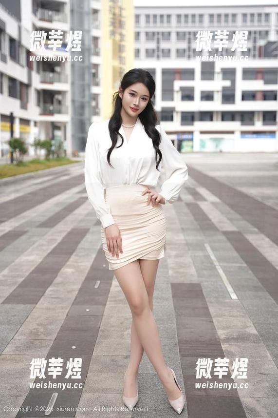 秀人网 - 你见过金妍兮的写真集更新吗？她“秘密”的样子太有趣了