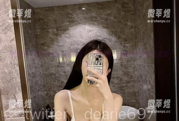 脸红Dearie 微密圈 - 脸红Dearie的图库:天使系列,谁说羽毛不能当衣服穿?