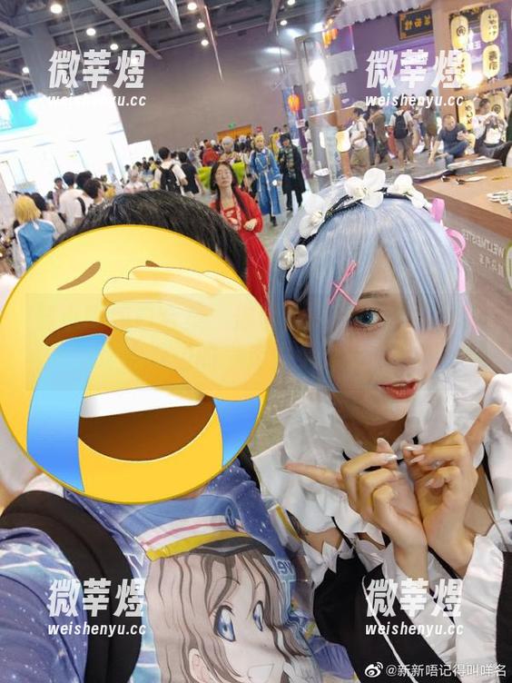 舞小喵 舞小喵纯白合集:你以为是白纱?不!那是泳池边的“走失小天使”!