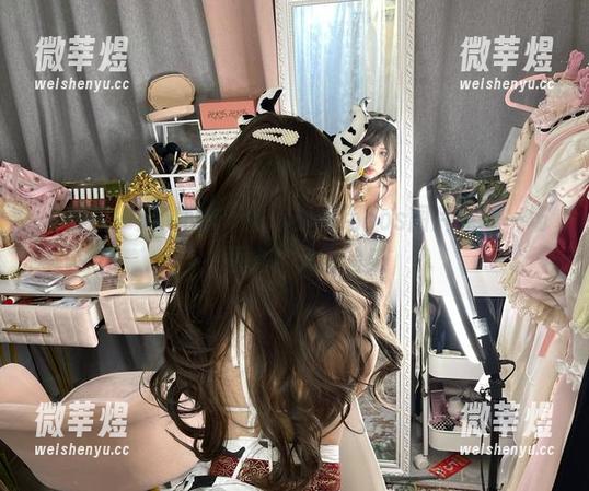 芊川一笑MNK “芊川一笑MNK”教你如何用cos图片完成一场“蚕食”大冒险!