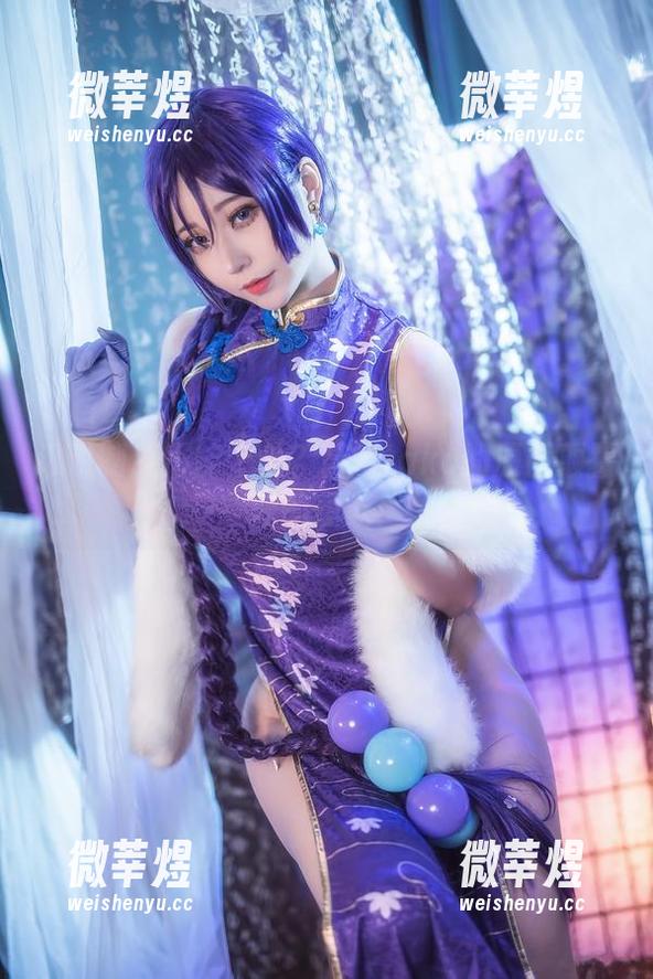 谁说制服不能个性？菌烨tako的原图颠覆你的想象！