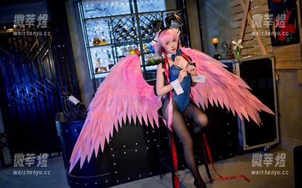 鳗鱼霏儿 鳗鱼霏儿:“KingofKnight室内”图集,看着这些,骑士难道也需要午睡时间吗?