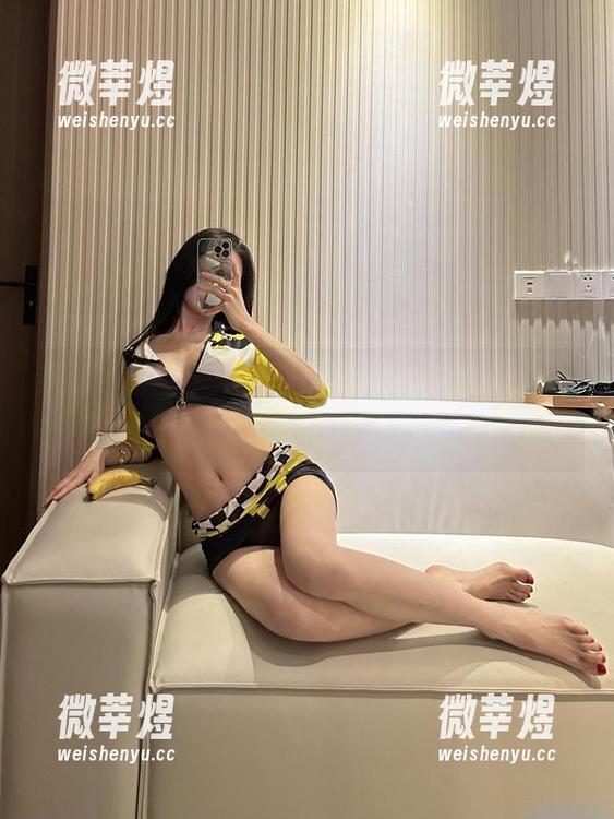 黎允熙 微密圈 - 最新图包刷了黎允熙的比基尼,真心想问,这身材是怎么练出来的?